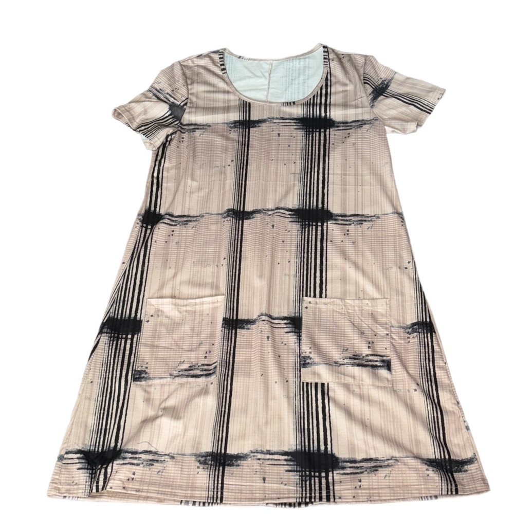 Beige and Black Plaid Short Sleeve Dress